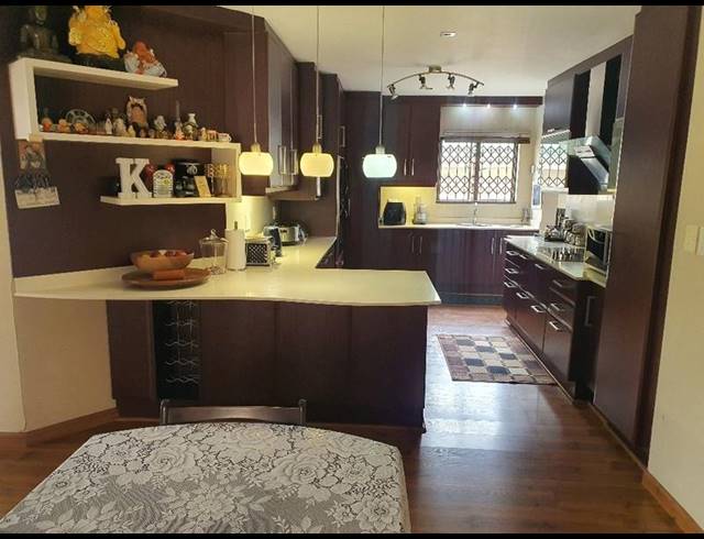 4 BEDROOM HOUSE FOR SALE IN SOMERSET PARK